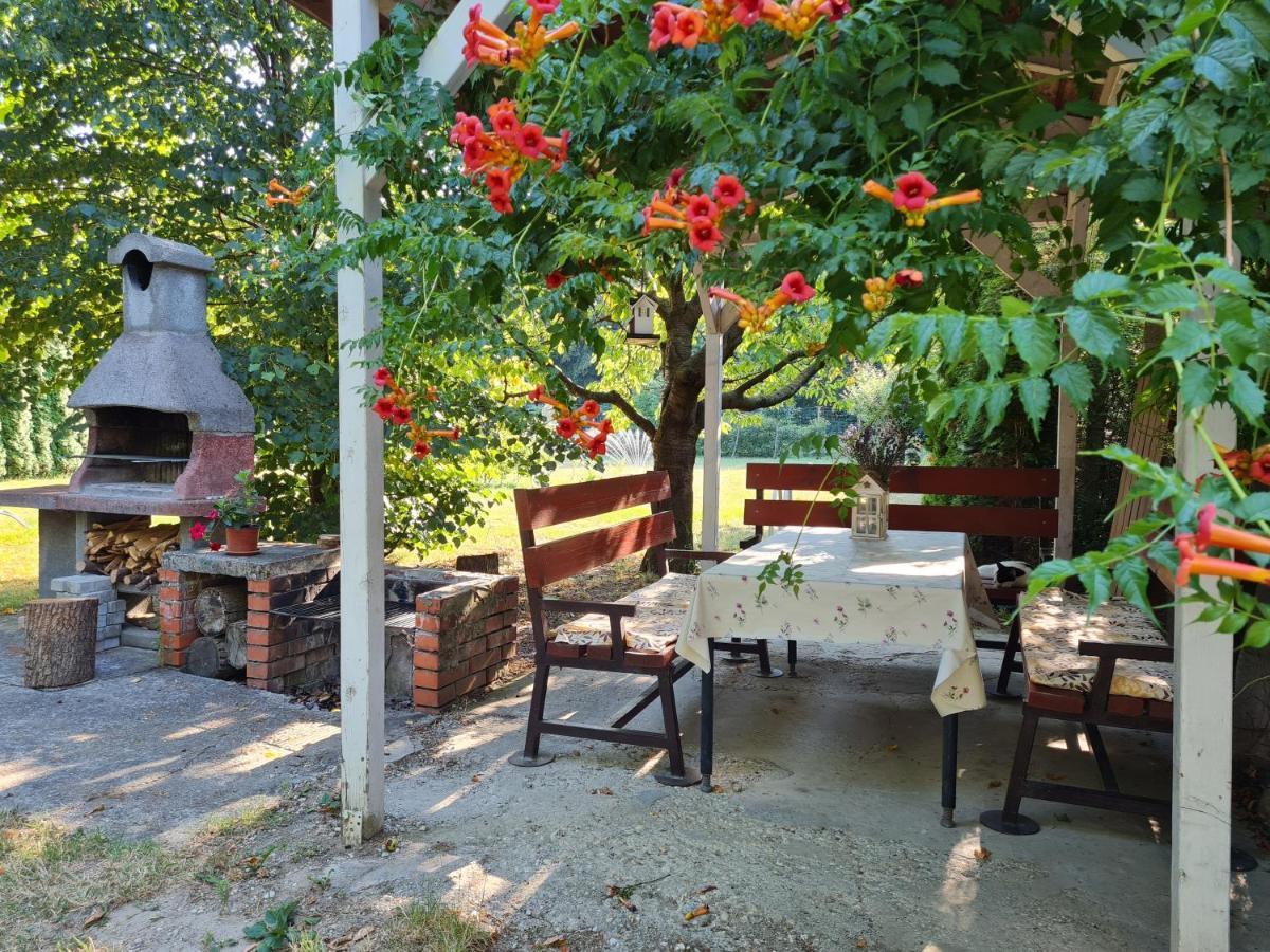 Fertodi Kuria Vendeghaz Hotel Exterior foto